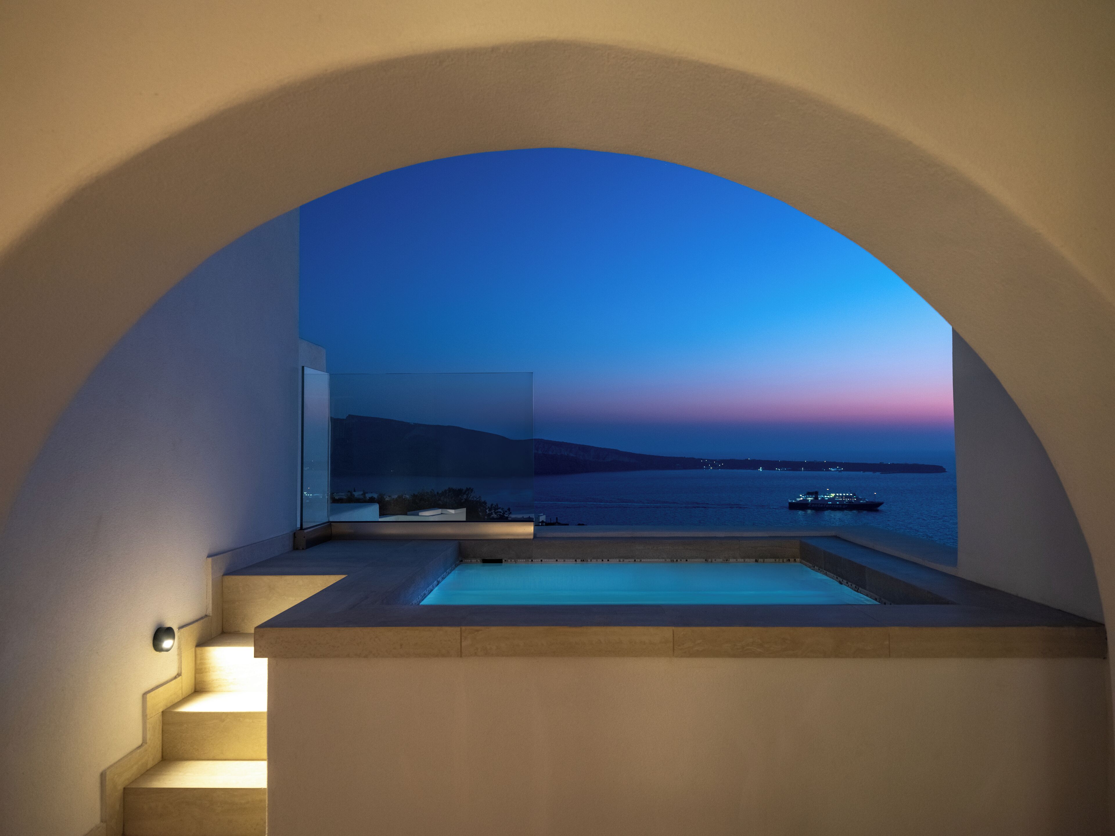 Carla’s Special Stay – Santo Pure Oia